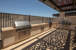 outdoor grills at Delhaven Pointe in Murrieta, CA